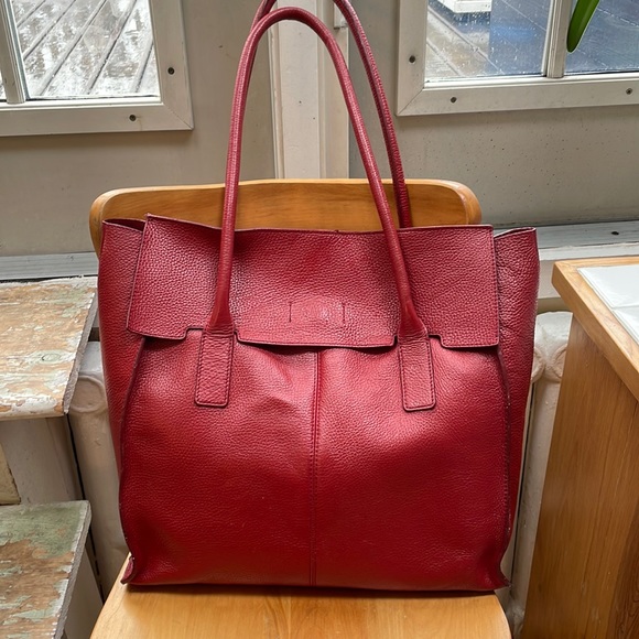 Red Leather Banana Republic Tote - Picture 1 of 10